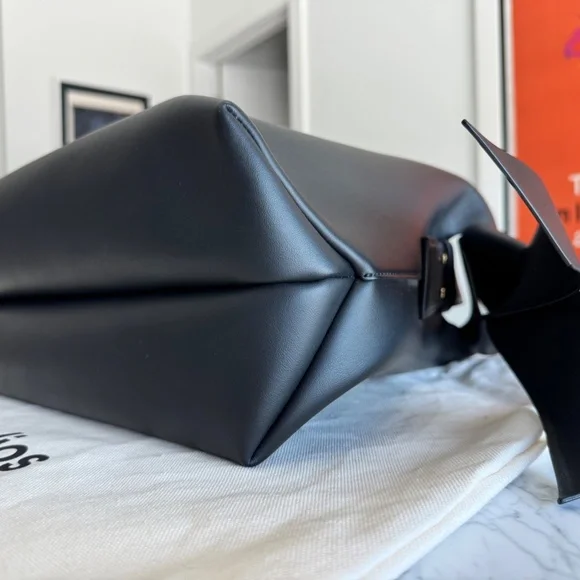 Acne Studios Musubi Midi Shoulder Bag – NWOT – BLACK - Picture 3 of 16